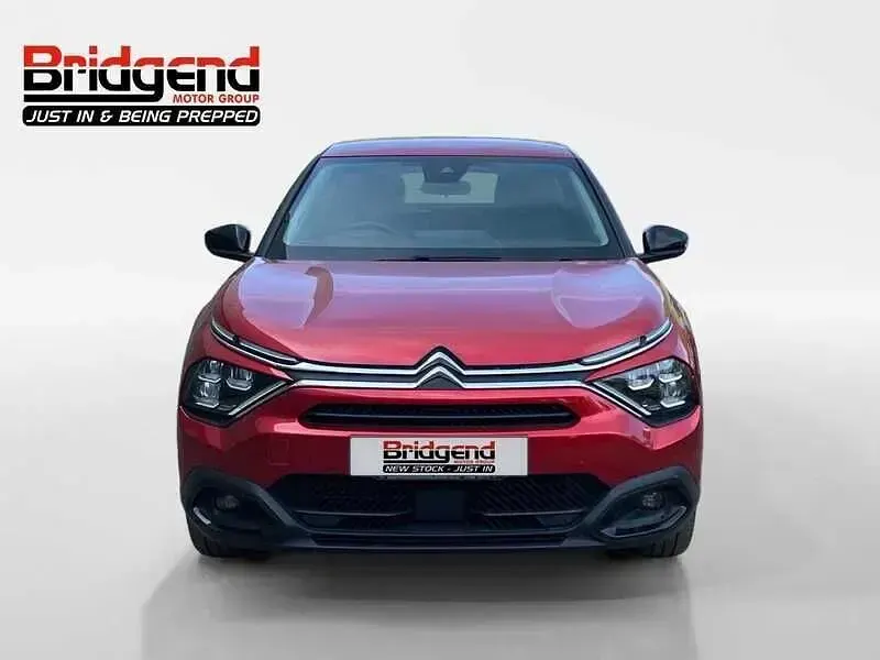 Used Citroën C4 PureTech 102 HP (75 kW) 2022 Red Hatchback