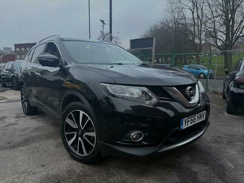 Used Nissan X-Trail Tekna 163 HP (119 kW) 2016 Black SUV