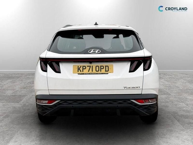 Used Hyundai Tucson SE 150 HP (110 kW) 2021 White SUV