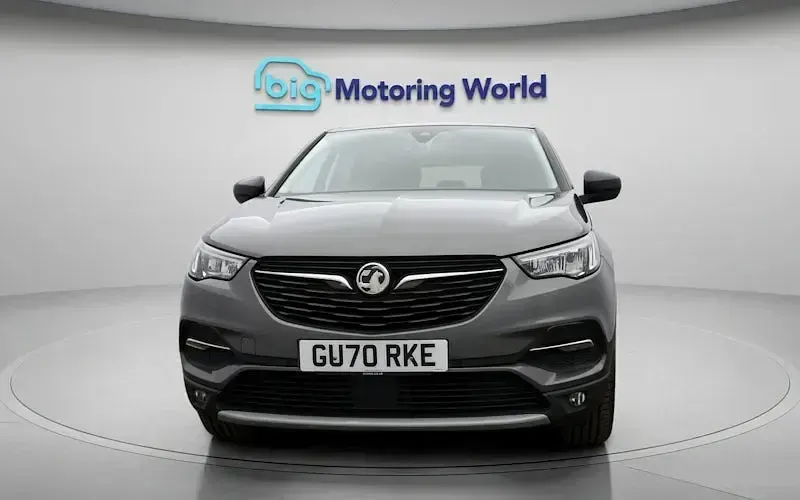 Used Vauxhall Grandland X SRi 131 HP (96 kW) 2020 Grey SUV