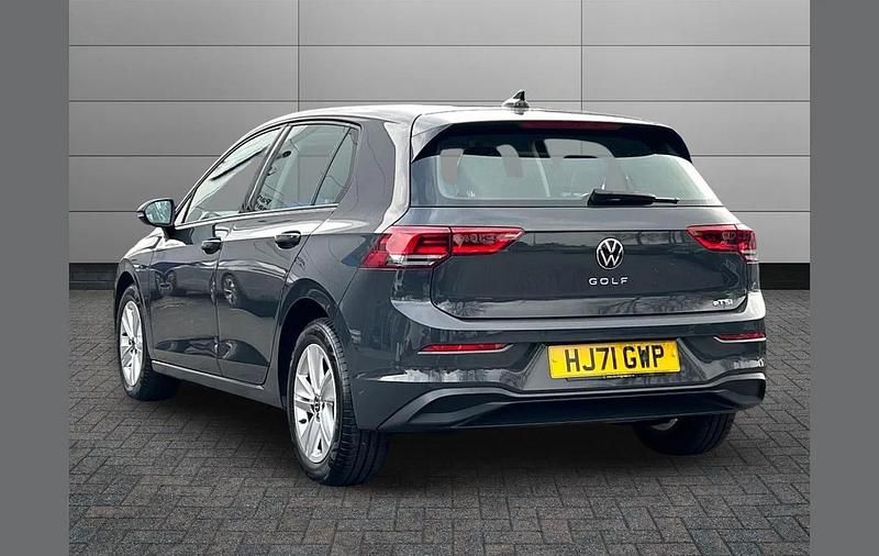 Used VW Golf VIII Life 147 HP (108 kW) 2021 Grey Hatchback