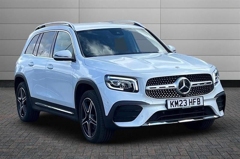 White Used 2023 Mercedes GLB200 Executive SUV | £29,250 (Fair price) - Image 1/4