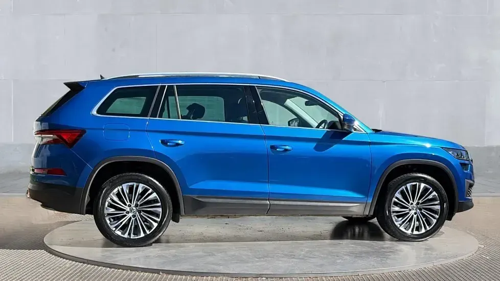 Used Skoda Kodiaq SE L Executive 150 HP (110 kW) 2023 Blue SUV