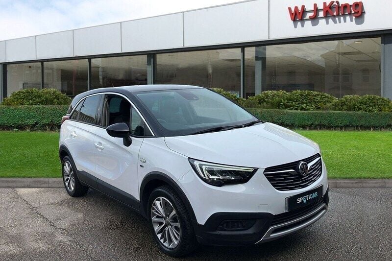 White Used 2020 Vauxhall Crossland X S SUV | £11,895 (Fair price) - Image 1/4