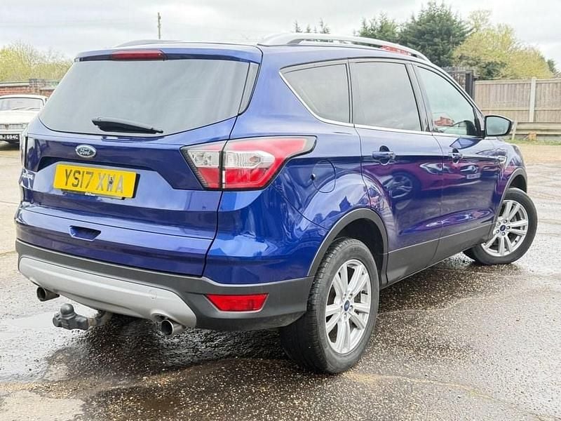 Used Ford Kuga Zetec 120 HP (88 kW) 2017 Blue SUV