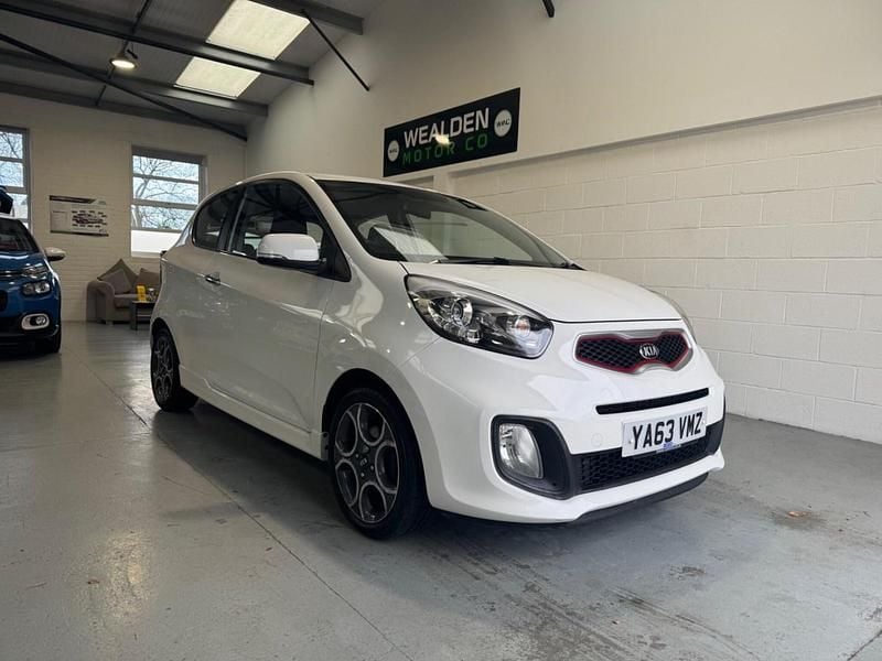 White Used 2014 Kia Picanto Hatchback | £3,995 (Fair price) - Image 1/4