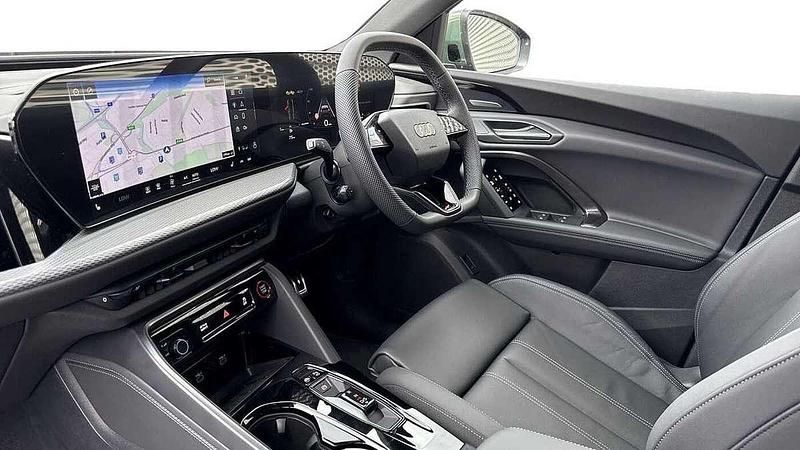 Used Audi Q5 Sportback Advanced 201 HP (147 kW) 2025 Green SUV