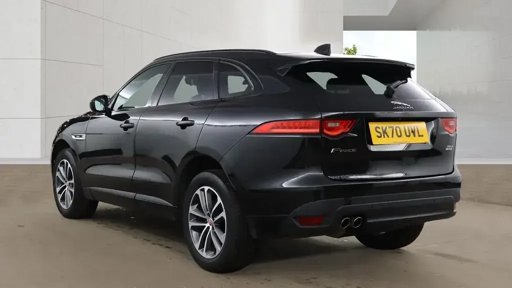 Used Jaguar F-Pace Chequered Flag 180 HP (132 kW) 2020 Black SUV