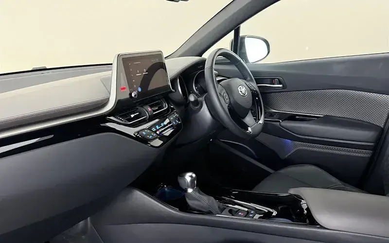 Used Toyota C-HR 122 HP (89 kW) 2023 Grey SUV