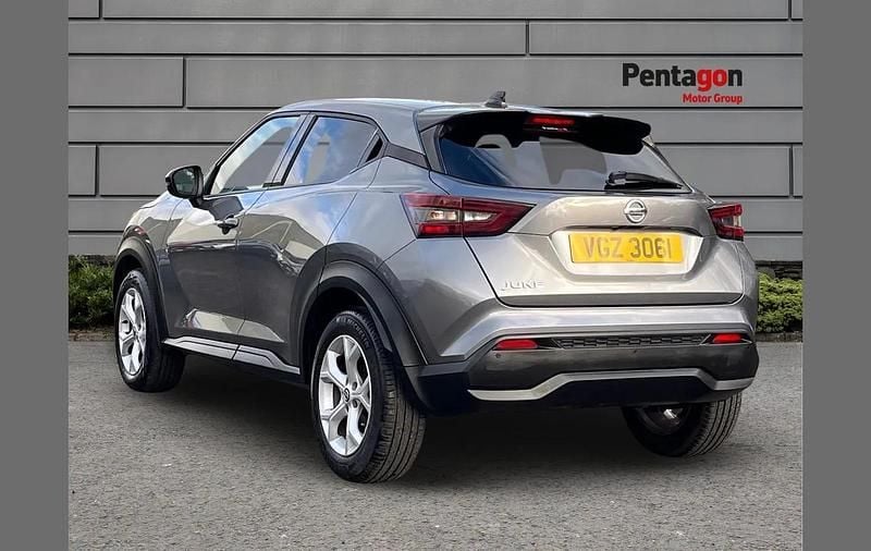 Used Nissan Juke N-Connecta 114 HP (83 kW) 2021 Grey SUV