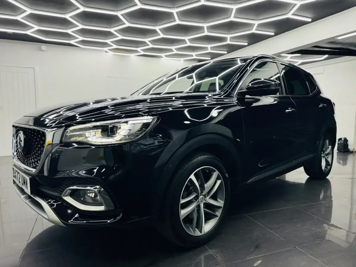 Used MG HS Exclusive 162 HP (119 kW) 2023 Black SUV
