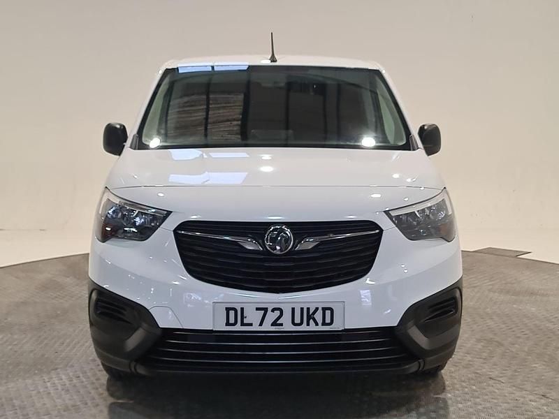 Used Vauxhall Combo 100 HP (73 kW) 2023 White MPV