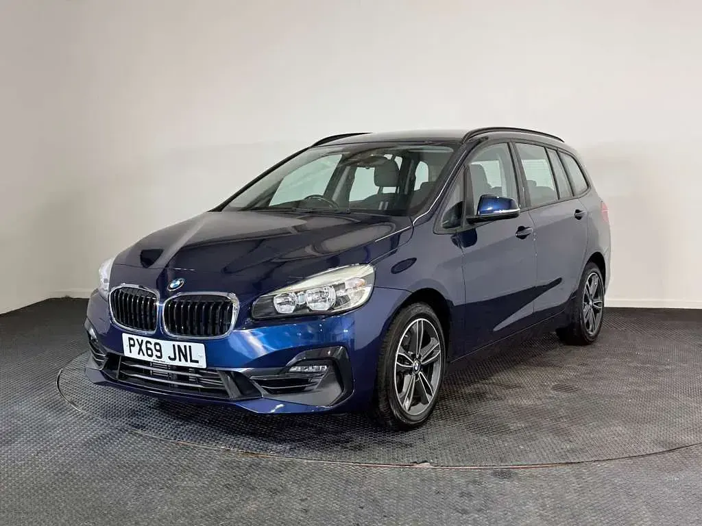 Used BMW 220 Sport Line 2019 Blue MPV