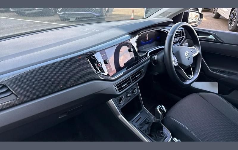 Used VW Polo Life 95 HP (69 kW) 2024 Deep black Hatchback