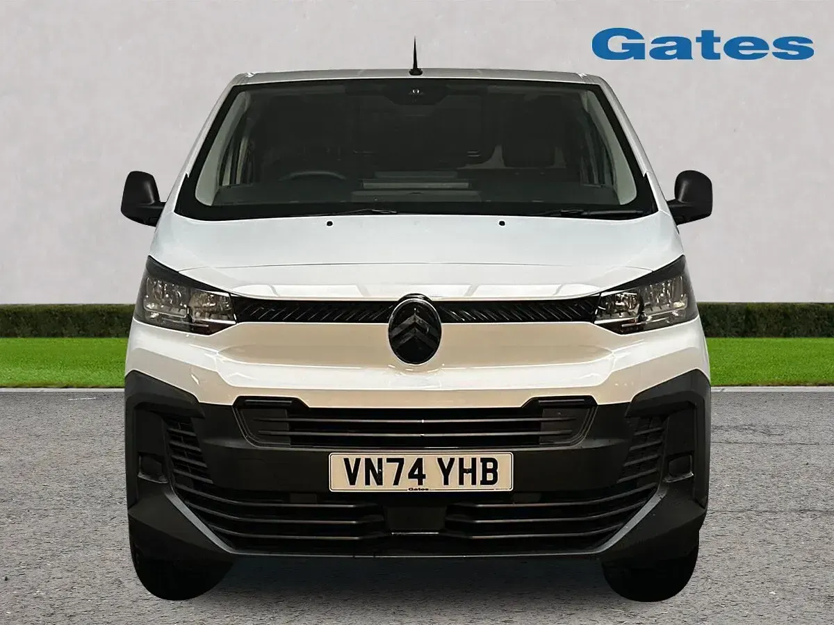 Used Citroën Dispatch 120 HP (88 kW) 2024 White MPV