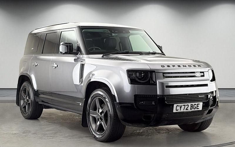 Usado Land Rover Defender SE Dynamic 249 HP (183 kW) 2025 SUV