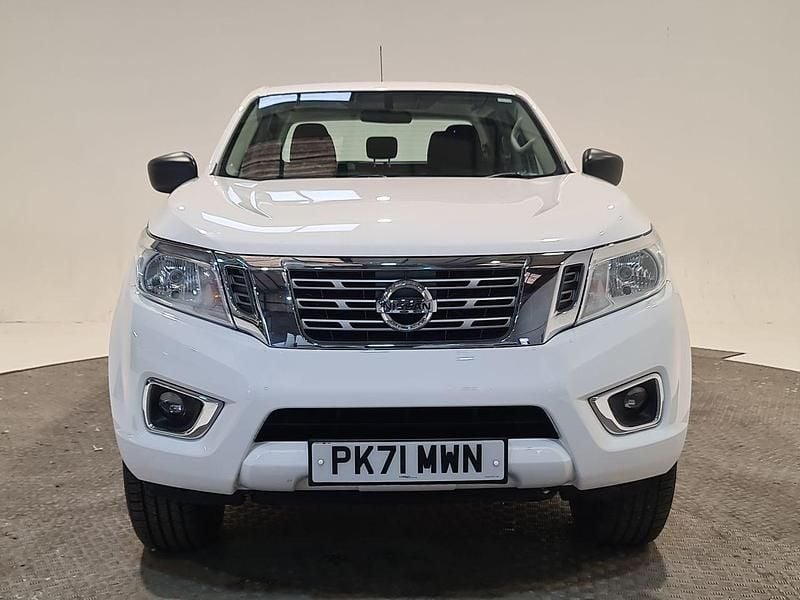 Used Nissan Navara Acenta 163 HP (119 kW) 2021 White Pickup