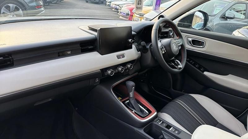 New Honda HR-V Advance 131 HP (96 kW) 2025 White SUV