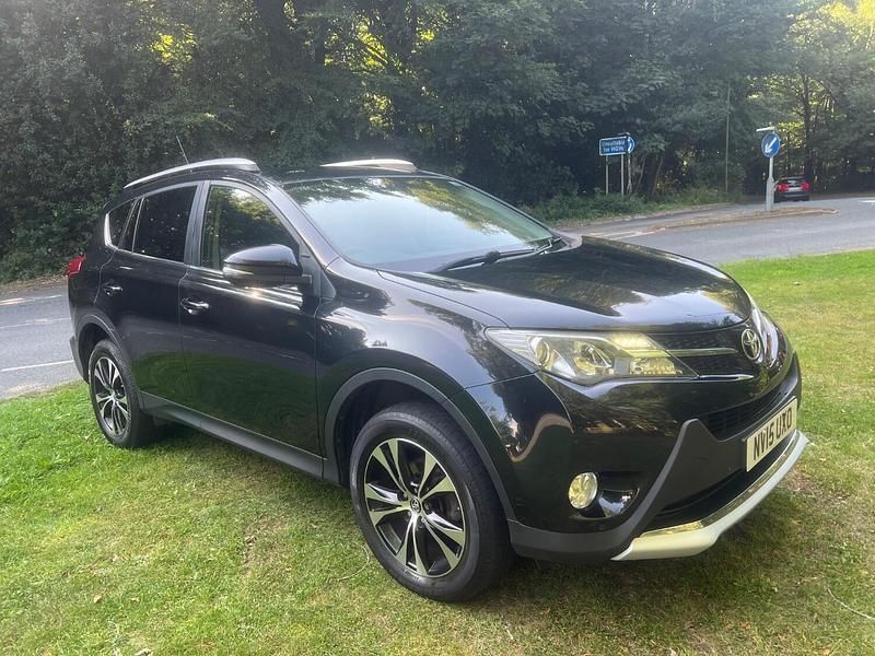 Used Toyota RAV4 150 HP (110 kW) 2015 Black SUV