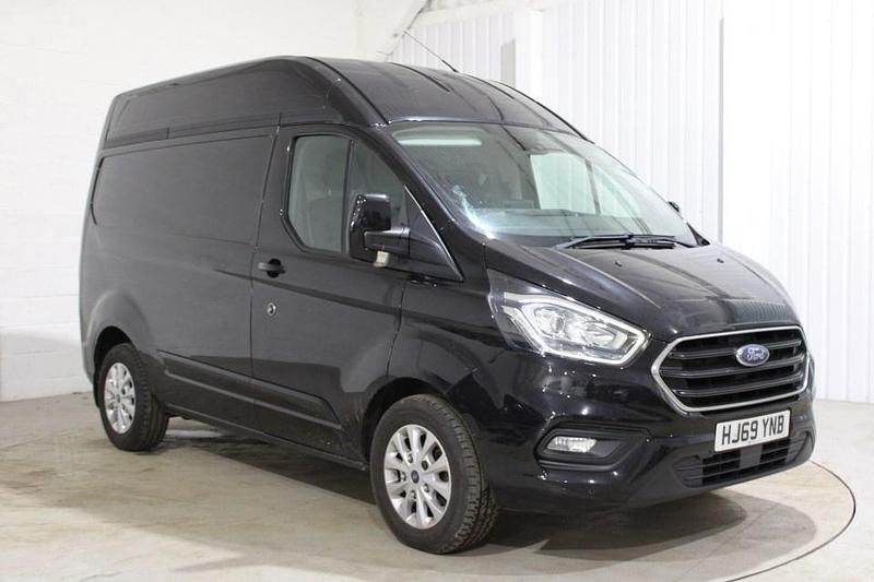 Used Ford Transit Custom Limited 130 HP (95 kW) 2019 Black Van