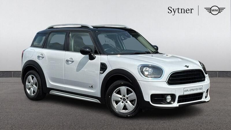 White Used 2019 Mini Cooper D Countryman Classic SUV | £14,750 (Fair price) - Image 1/4