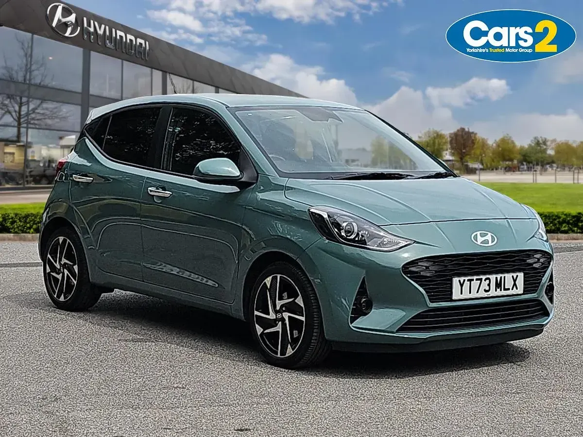 Used Hyundai i10 Premium 67 HP (49 kW) 2023 Hatchback