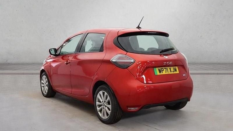Used Renault Zoe Iconic 78 kW (107 HP) 2021 Red Hatchback