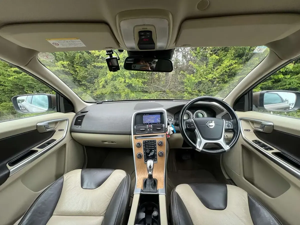 Used Volvo XC60 2013 Brown SUV