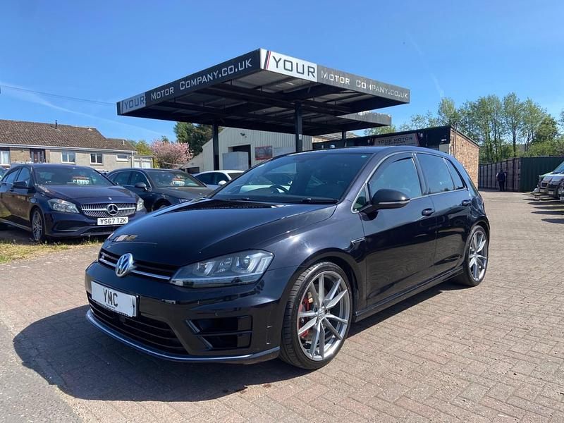 Begagnad VW Golf VII R 2016 Svart Halvkombi