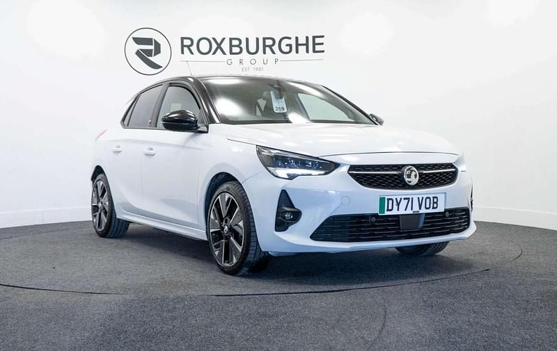 Used Vauxhall Corsa-e SRi 100 kW (136 HP) 2021 White Hatchback