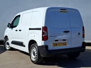 Usado Citroën Berlingo 100 HP (73 kW) 2024 Branco Monovolume