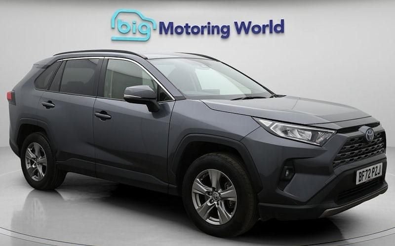 Used 2022 Toyota RAV4 Estate | £24,334 (Good price) - Image 1/4