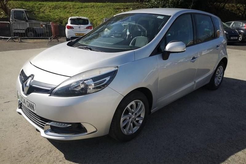 Used Renault Scénic III Dynamique 110 HP (80 kW) 2014
