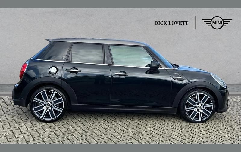 Used Mini Cooper S Exclusive 176 HP (129 kW) 2022 Black Hatchback