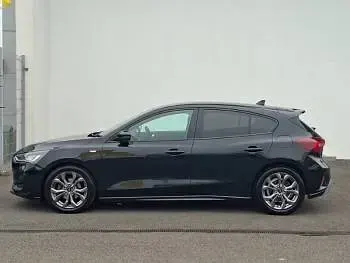 Used Ford Focus ST-Line 120 HP (88 kW) 2022 Black Hatchback