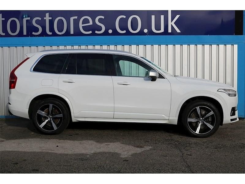 Used Volvo XC90 R-Design 2018 White SUV