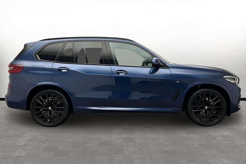 Used BMW X5 M Sport 335 HP (246 kW) 2022 Blue SUV