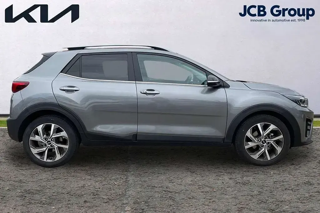 Used Kia Stonic GT-Line S 100 HP (73 kW) 2025 Grey SUV