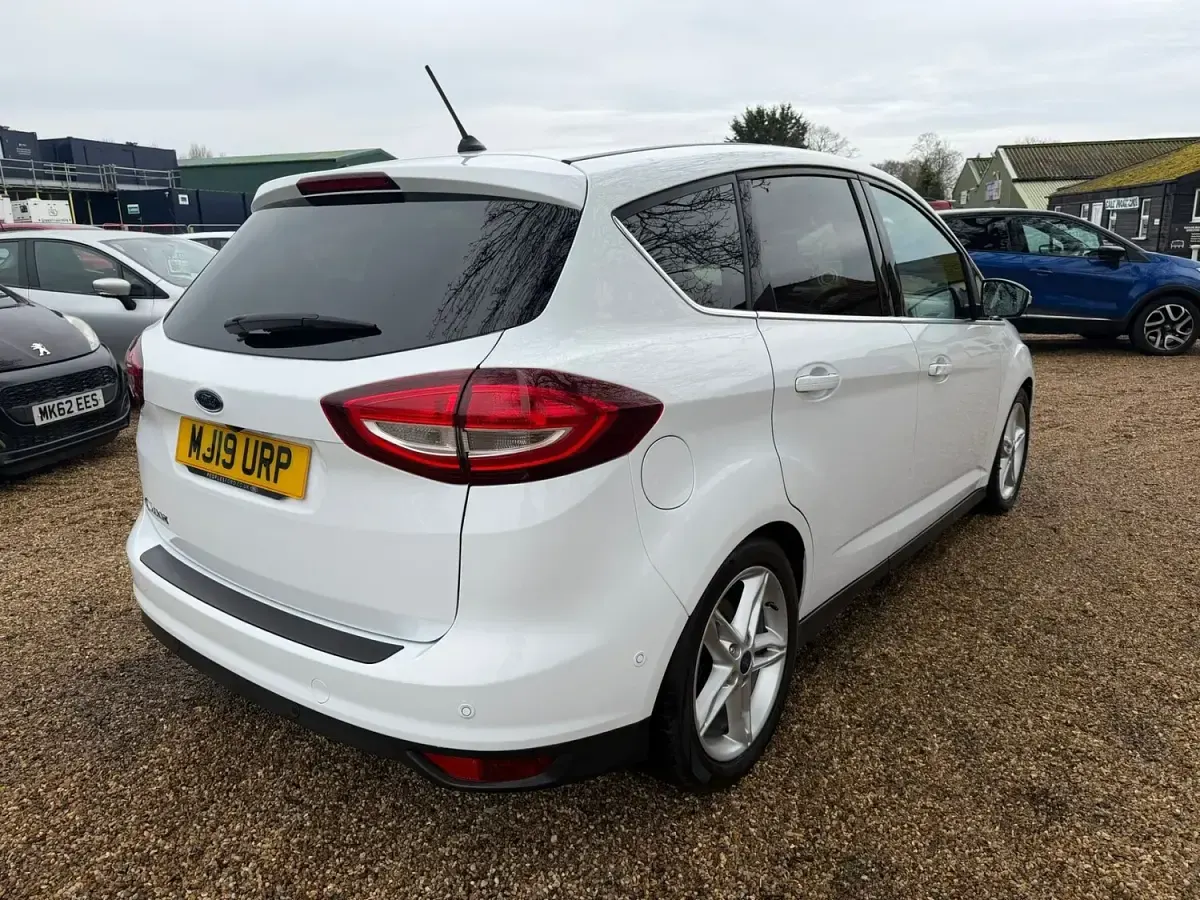 Used Ford C-MAX Titanium X 120 HP (88 kW) 2019 White MPV