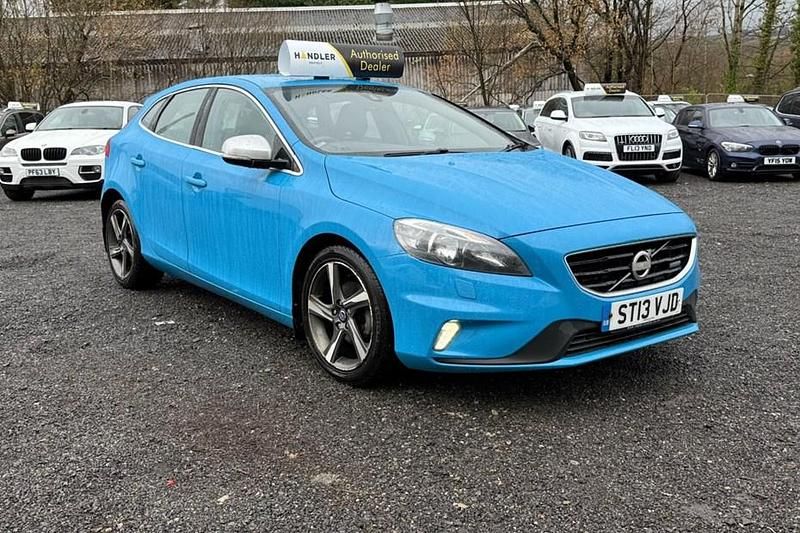 Used 2013 Volvo V40 R-Design Hatchback | £4,480 (Fair price) - Image 1/1