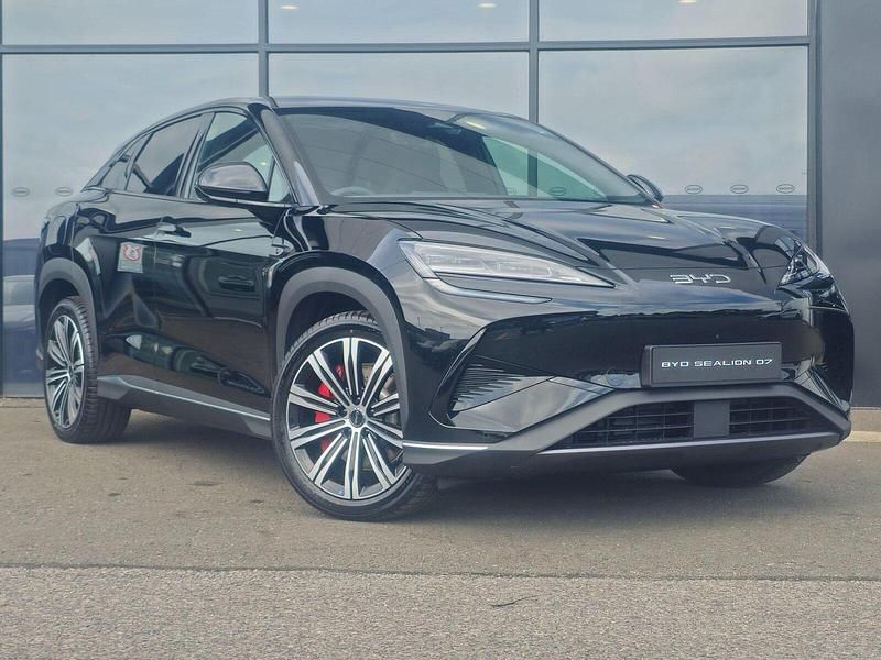 Obsidian black New 2025 BYD Sealion 7 Design SUV | £51,110 (Fair price) - Image 1/4