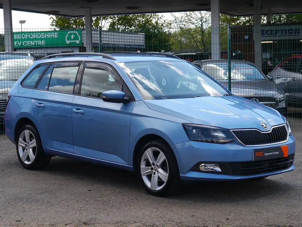 Used Skoda Fabia SE L 2015 Blue Estate