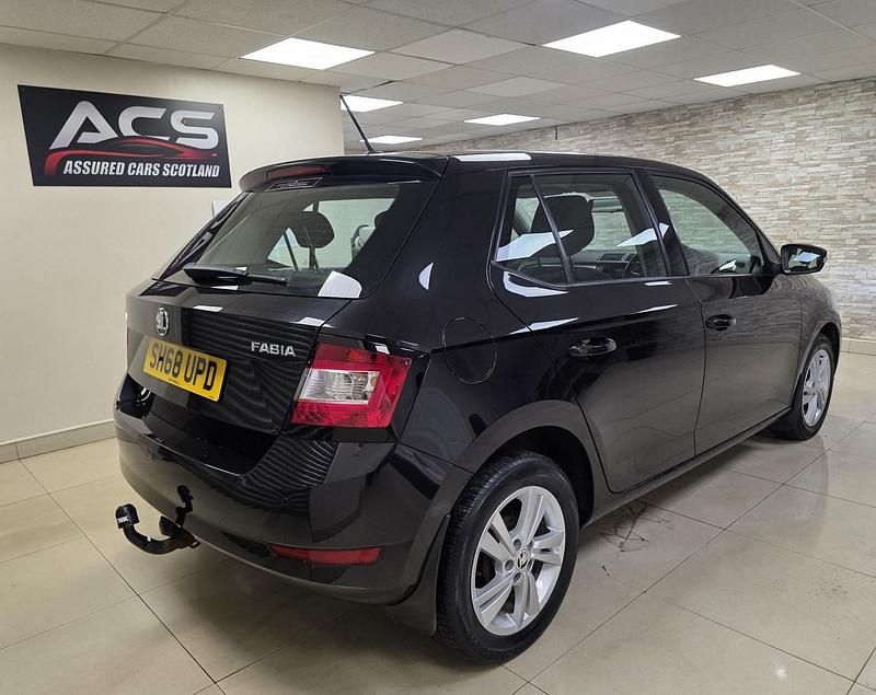Used Skoda Fabia SE 75 HP (55 kW) 2018 Black Hatchback