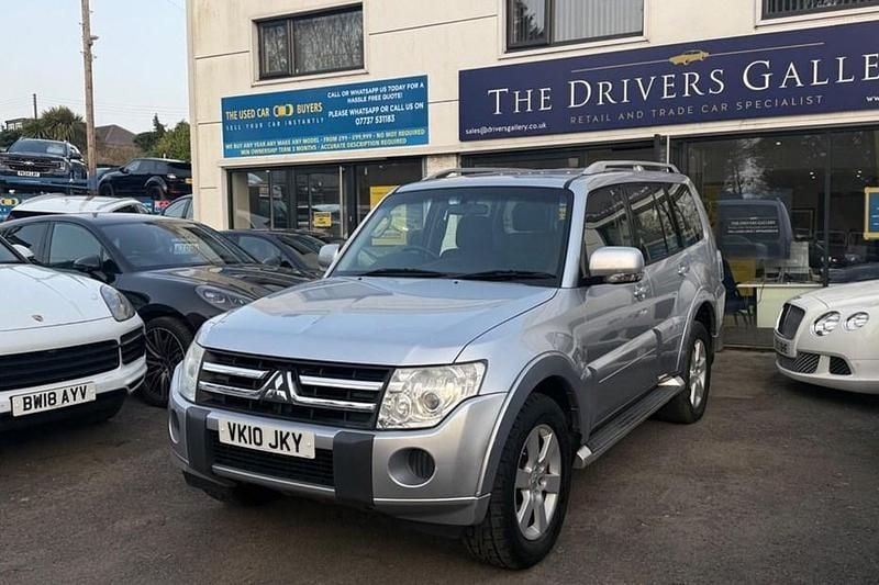 Used Mitsubishi Shogun 197 HP (144 kW) 2010 Silver SUV