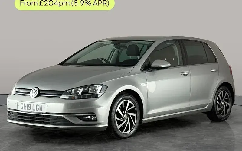 Second-hand VW Golf VII Match 131 CP (96 kW) 2019 Hatchback