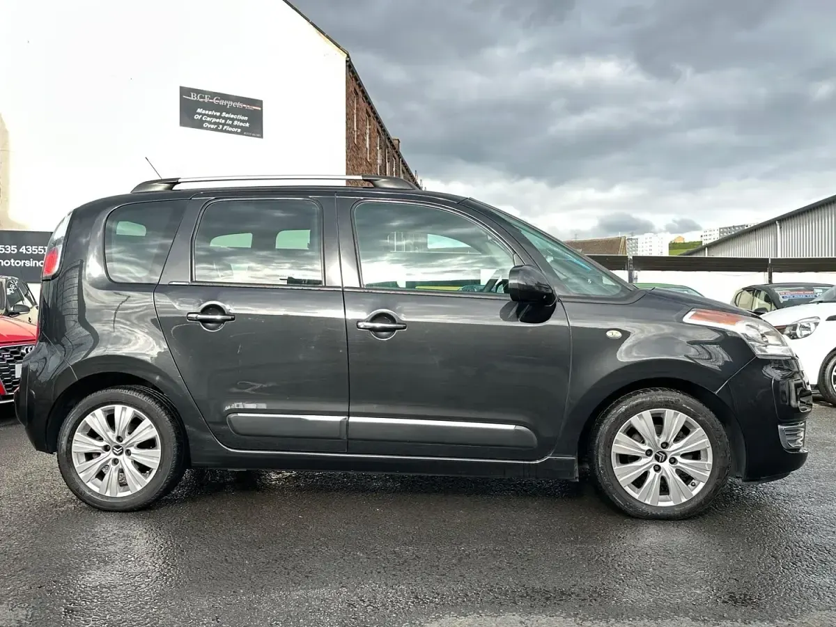 Used Citroën C3 Picasso Exclusive 2010 Black MPV