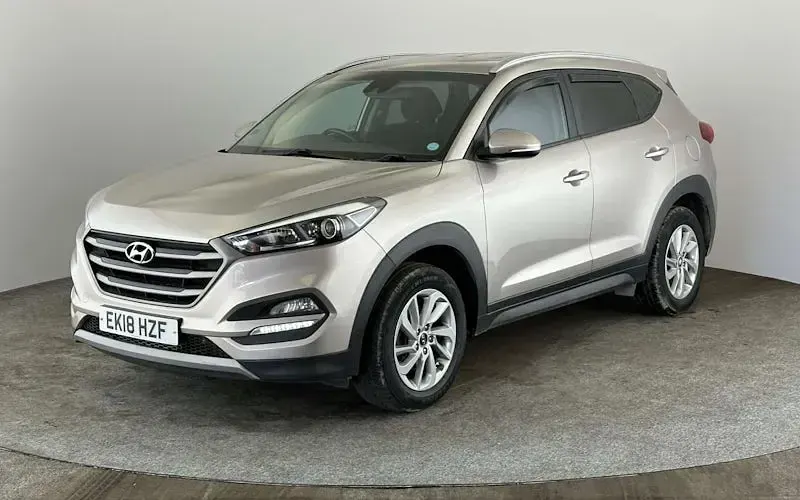 Used Hyundai Tucson SE 177 HP (130 kW) 2018 Beige SUV