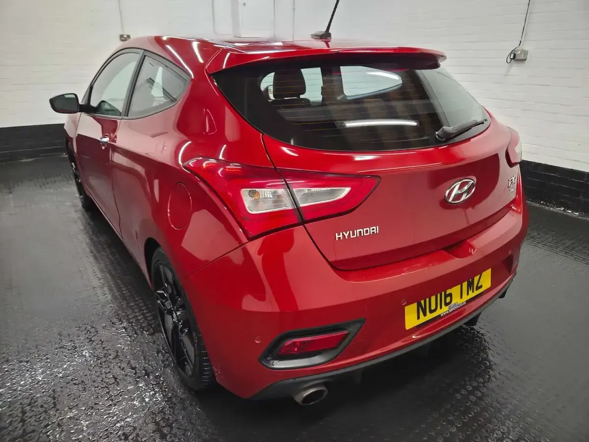 Used Hyundai i30 Turbo 2016 Red Hatchback