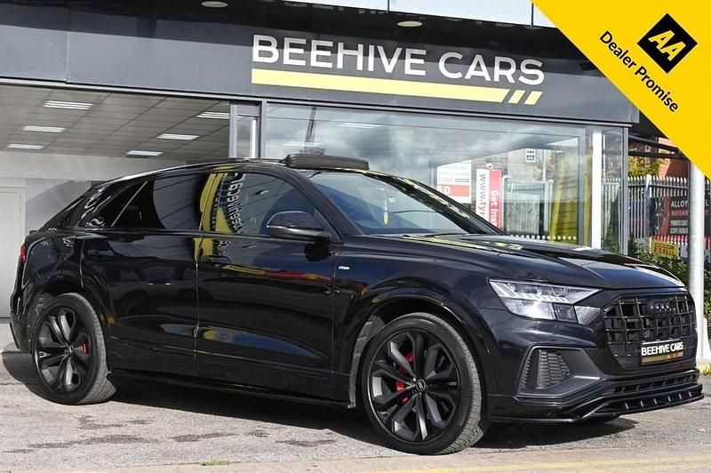 Black Used 2020 Audi Q8 Business SUV | £42,750 (A bit pricey) - Image 1/4