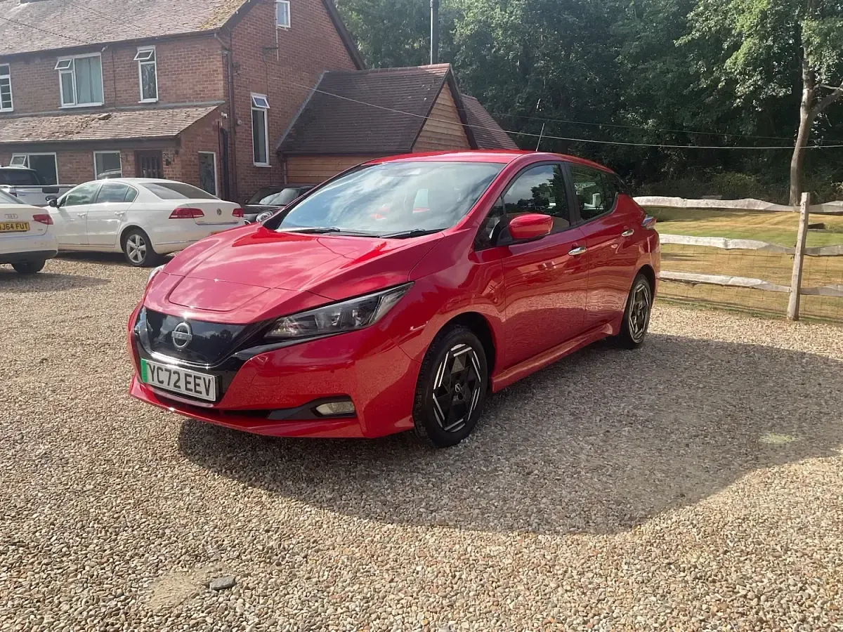 Used Nissan Leaf Acenta 110 kW (150 HP) 2022 Red Hatchback